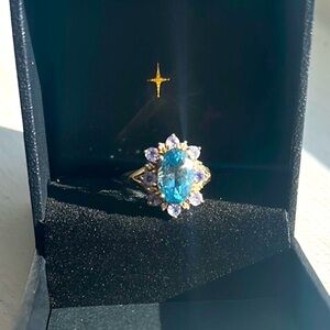 London blue topaz & 14k yellow gold Ring with lavender & white topaz halo sz 8.5